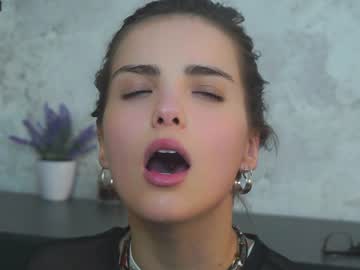 cam couple porn emiliacourtney image #5713841
