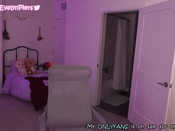 cam girl porn evelynpiers image #2261162