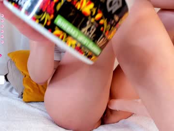 cam girl porn karollovea image #6637923