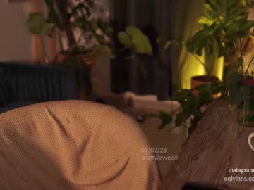 cam girl porn effyloweell image #3658613