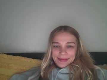 Cam for chloe_damian