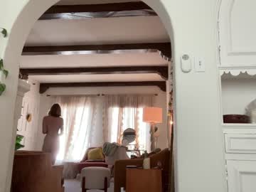 cam girl porn pretendlunch image #5230203