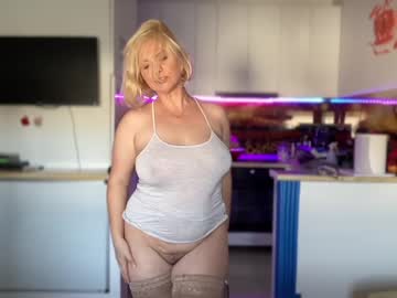 cam girl porn kiradivine image #5479746
