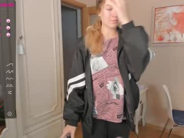cam girl porn emelianae image #5211756