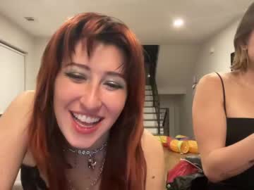 cam girl porn sluttylilsister image #5968004
