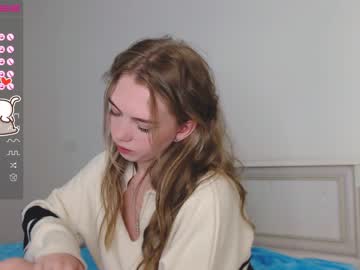 cam girl porn small_blondee image #3119597