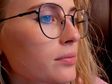 cam girl porn linellali image #2766742