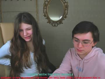 cam couple porn karolina_coy image #1349536