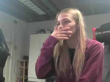cam couple porn chloe_damian image #7081119