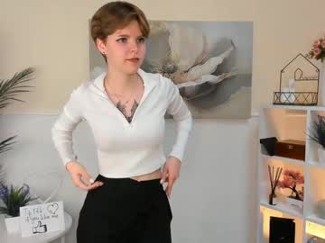 cam tranny porn taitbrowning image #6981438
