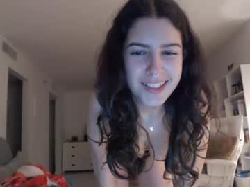 cam girl porn frenchava image #6060102