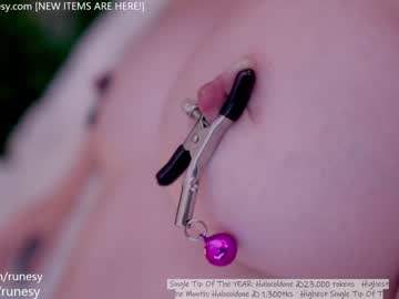 cam girl porn runesy image #4982621