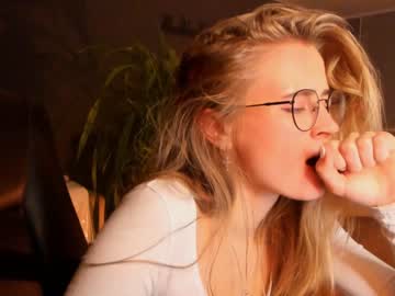 cam girl porn linellali image #2968626