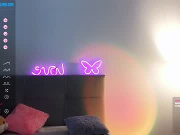 cam girl porn small_blondee image #4654152