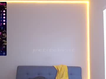 cam girl porn petitebrat image #2781595