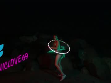 cam girl porn chroniclove image #4609183