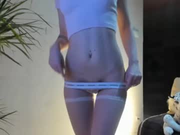 cam girl porn sofiaandwonderland image #2624807