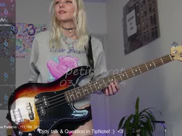 cam girl porn petitebrat image #6598560