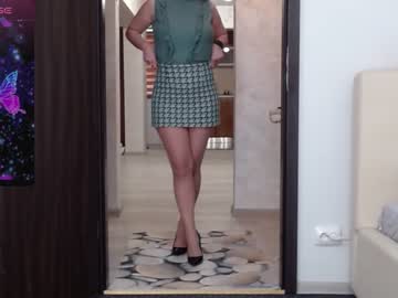 cam girl porn carmela_fox image #6644504