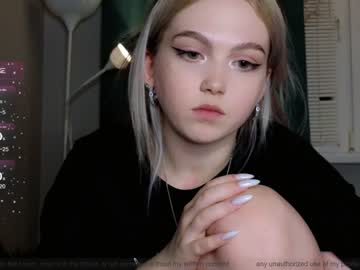 cam girl porn small_blondee image #6458981