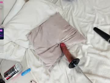 cam girl porn lil_angell_ image #2023185