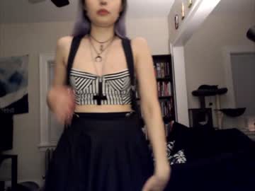cam girl porn runacrow image #4452777