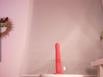 cam girl porn lau__1 image #5938518