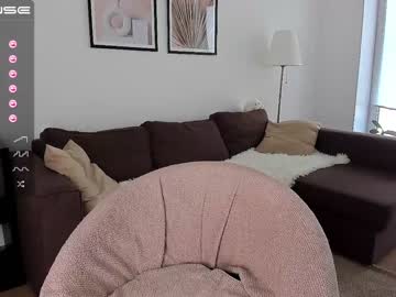 cam girl porn intrigueeme image #1861662