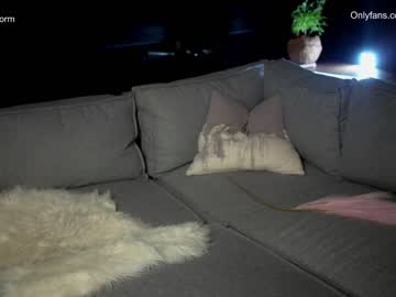 cam girl porn alejastorm image #2747369