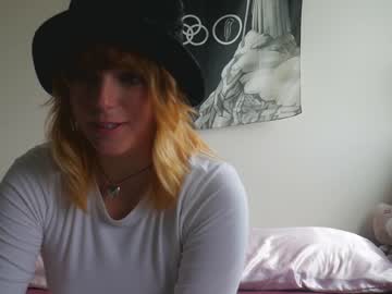 cam girl porn sisypheanlove image #5755320