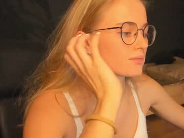 cam girl porn linellali image #3025183