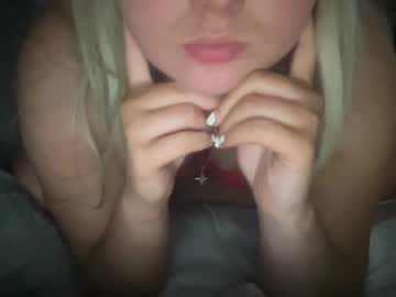 Cam for lizzieloves_