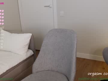 cam girl porn laura_sanguinar image #3850195