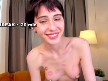 cam girl porn helenblash image #3157518