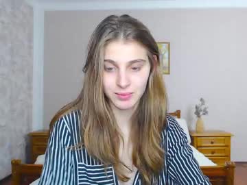 cam girl porn little_kitt1y_ image #5613444
