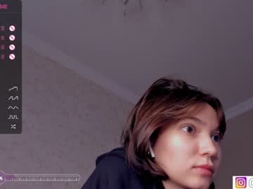 cam girl porn bzzzme image #5794536