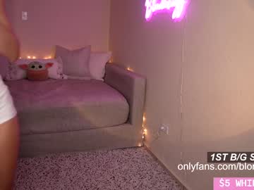 cam girl porn blondiekayy image #3154212
