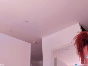 cam tranny porn naomigomezz image #1358861