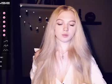 cam girl porn small_blondee image #428285