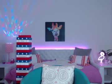 cam girl porn holihurricane image #2089422