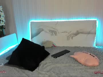 cam girl porn lili_and_niki image #2337329