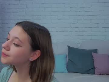 cam girl porn lilly_bb_girl image #2613577