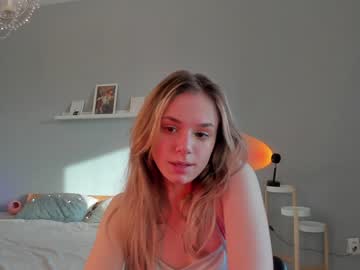 cam girl porn devilmayshy image #3898233