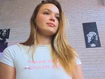 cam girl porn peachylina image #7087972