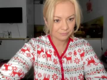 cam girl porn kiradivine image #3177249
