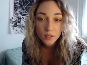 cam couple porn lily_labeau image #2365191
