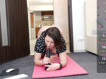 cam girl porn carmela_fox image #6553160