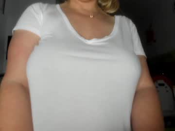 cam girl porn kiradivine image #3292277