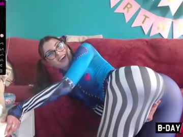 cam girl porn partymal image #3983840