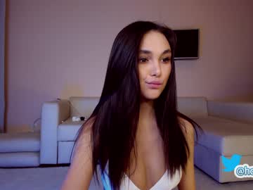 cam girl porn hollyextra image #3333837